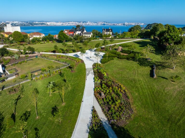 Parque Rosalía Mera - Oleiros