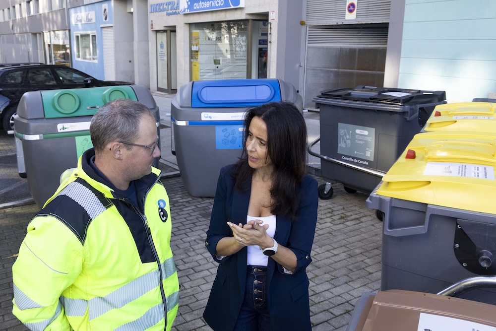 A concelleira Yoya Neira na presentacion do 5º colector