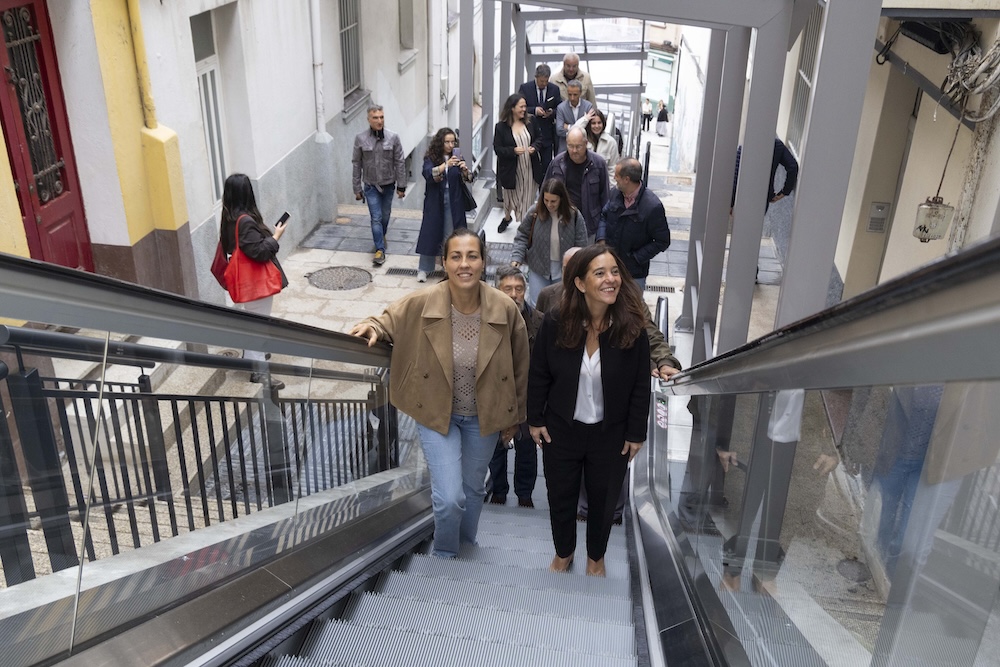 apg_20251020_ALCALDESA_DIAZ_CASTRO_ESCALERAS_MECANICAS_ADELAIDA (10)