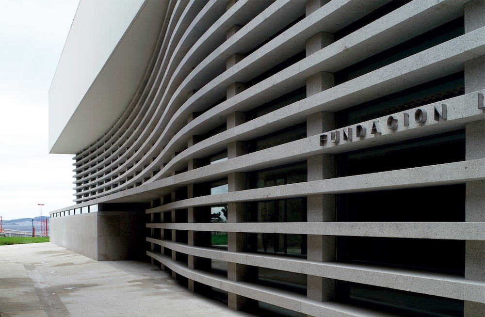 fundacion-luis-seoane_edificio_1th@3x