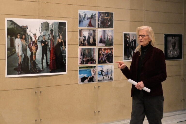 A fotógrafa Annie Leibovitz presenta na Coruña a súa mostra  ‘Wonderland’