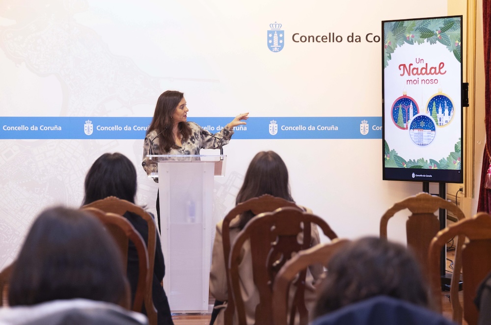 Alcaldesa Ines Rey presentando o programa de Nadal