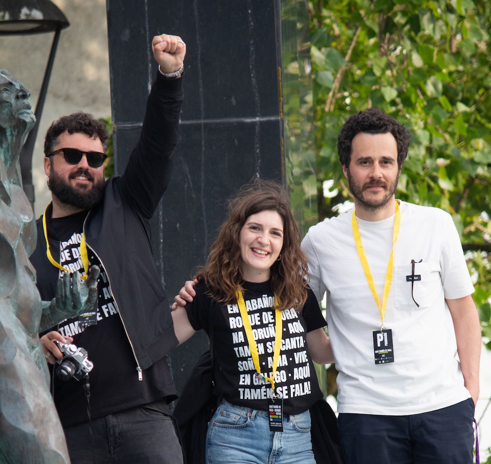 Aqui tamen se fala mestres