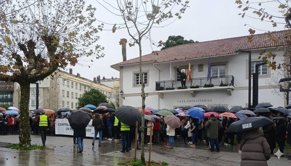 Concentracion en Cambre do pobo