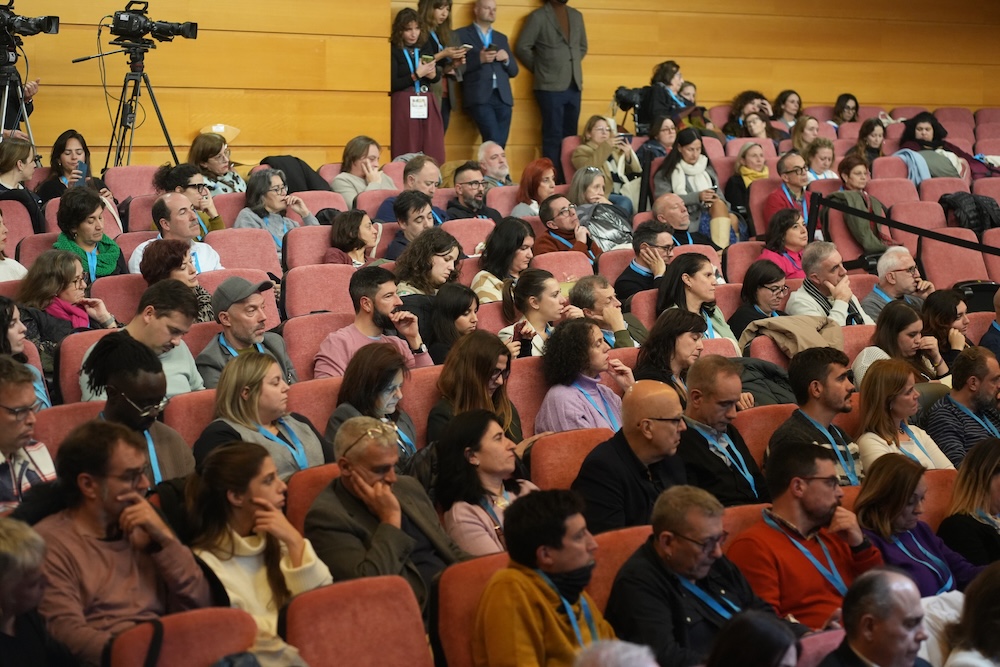 EAPN PUBLICO NO PARANINFO DA UDC