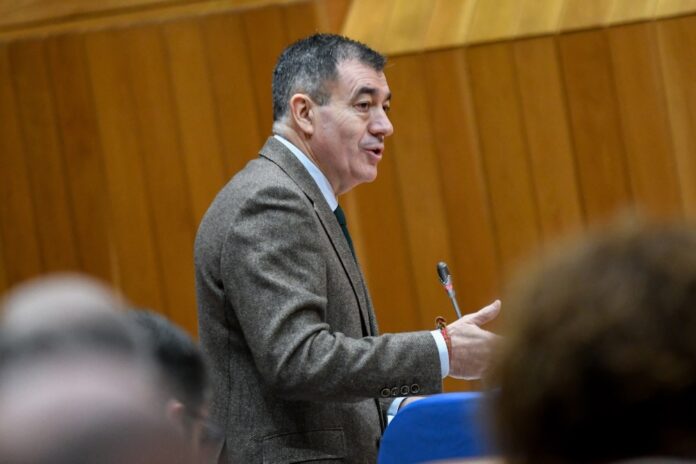 O Conselleiro de Roman Rodriguez_Educacion_Pleno-0