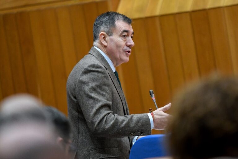 A Xunta négalle ao CEIP Valle Inclán o aumento de profesorado na previa das concentracións das 6 ANPAS de Oleiros