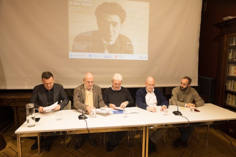 mesa redonda ‘Exilio e memoria’, celebrada na Casa Museo Casares Quiroga