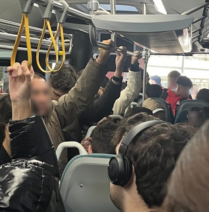 Bus interurbano cheo