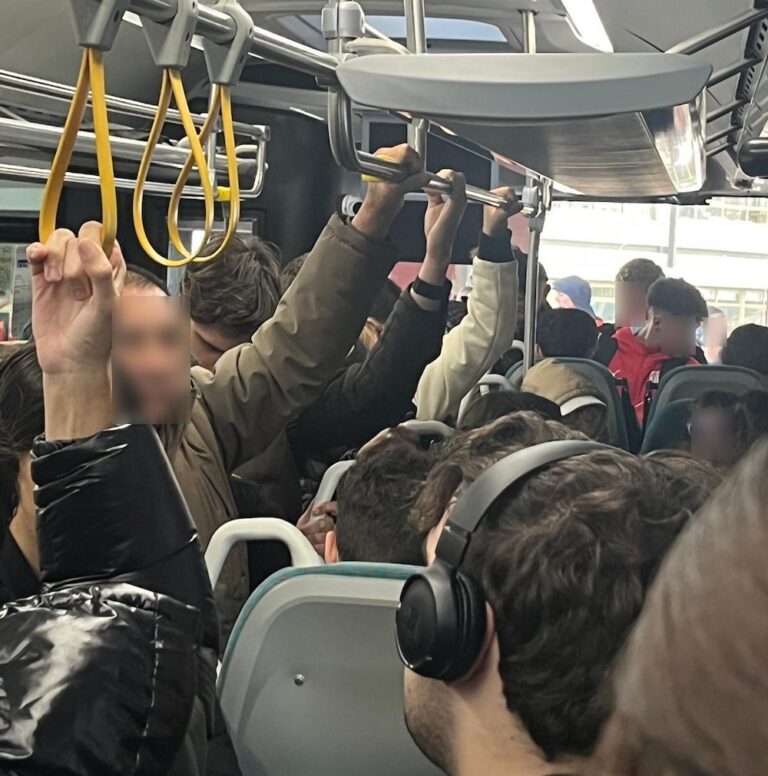 Bus interurbano cheo