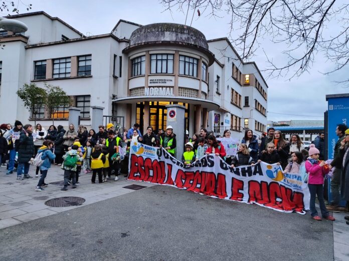 Nova concentración das familias do CEIP Prácticas