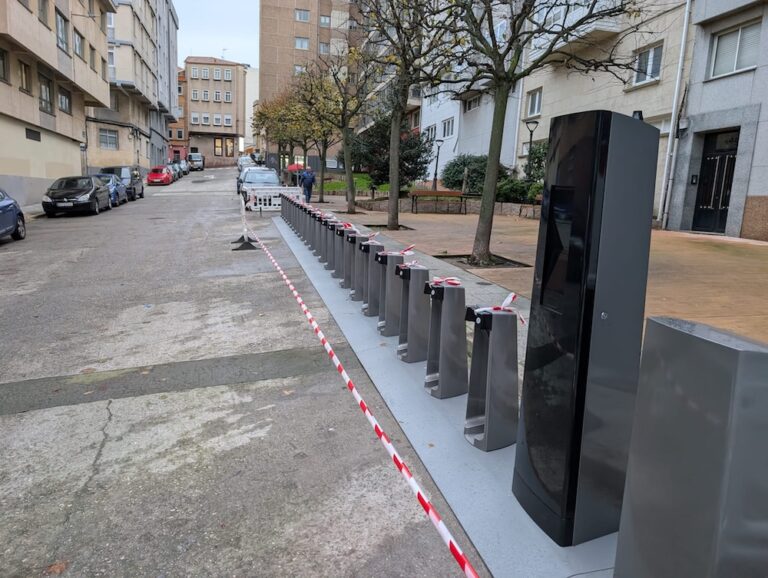 Estacion BiciCoruna Monte Alto rua Vila de Cambre