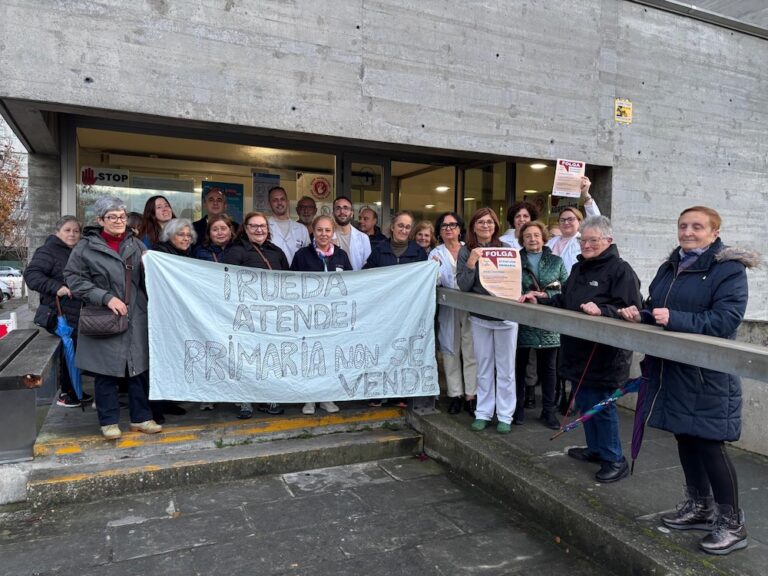 Arrinca hoxe a folga de médicos despoide que a Xunta rompese un principio de acordo