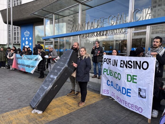 Marcha Funebre Ensino Publico a coruña (1)