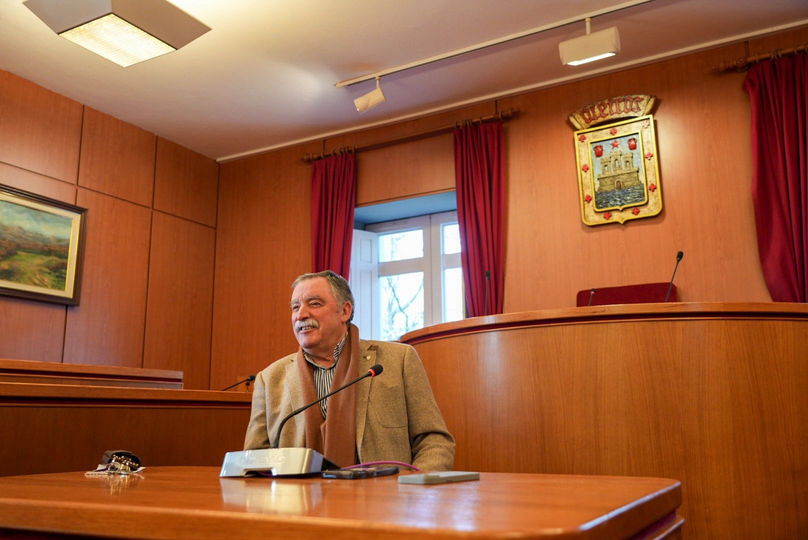 Oleiros carga contra a Xunta e a Fegamp polo financiamento da Axuda no ...