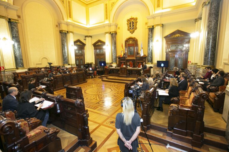 O pleno da Coruña aproba de forma definitiva un orzamento de 375 millóns