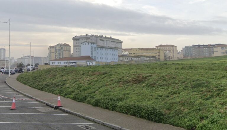 Nova suspensión ao proxecto das Percebeiras para incluír a parcela do antigo Padre Rubinos