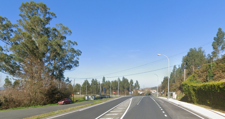 Unha colisión entre un camión e un turismo deixa unha persoa ferida en Arteixo