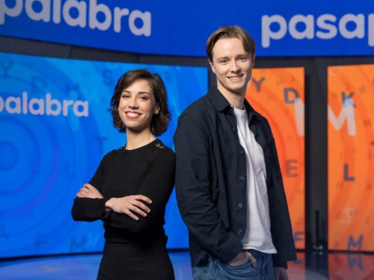 A coruñesa Rosa Rodríguez, gañadora do maior bote da historia de Pasapalabra: “Estou flipando, estou en shock”