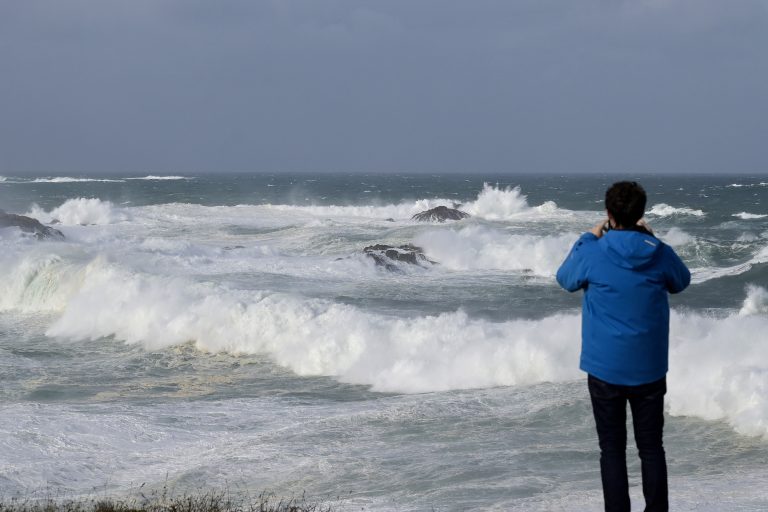 O litoral da Coruña permanecerá en aviso amarela por vento este fin de semana