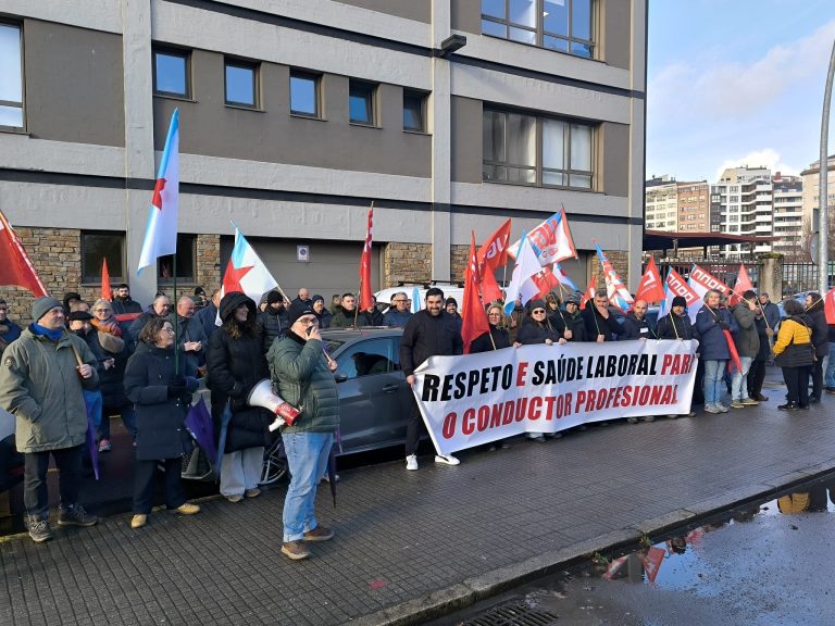 A CIG estuda impugnar o acordo entre UXT e a patronal sobre o transporte de viaxeiros por estrada na Coruña