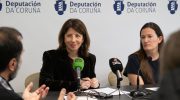 Sol Agra e Eva Ovenzaa presentando o Programa da Deputacion da Coruna polo 8M