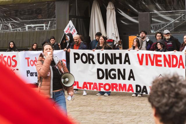 A Agra do Orzán berrou contra a especulación arredor da vivenda