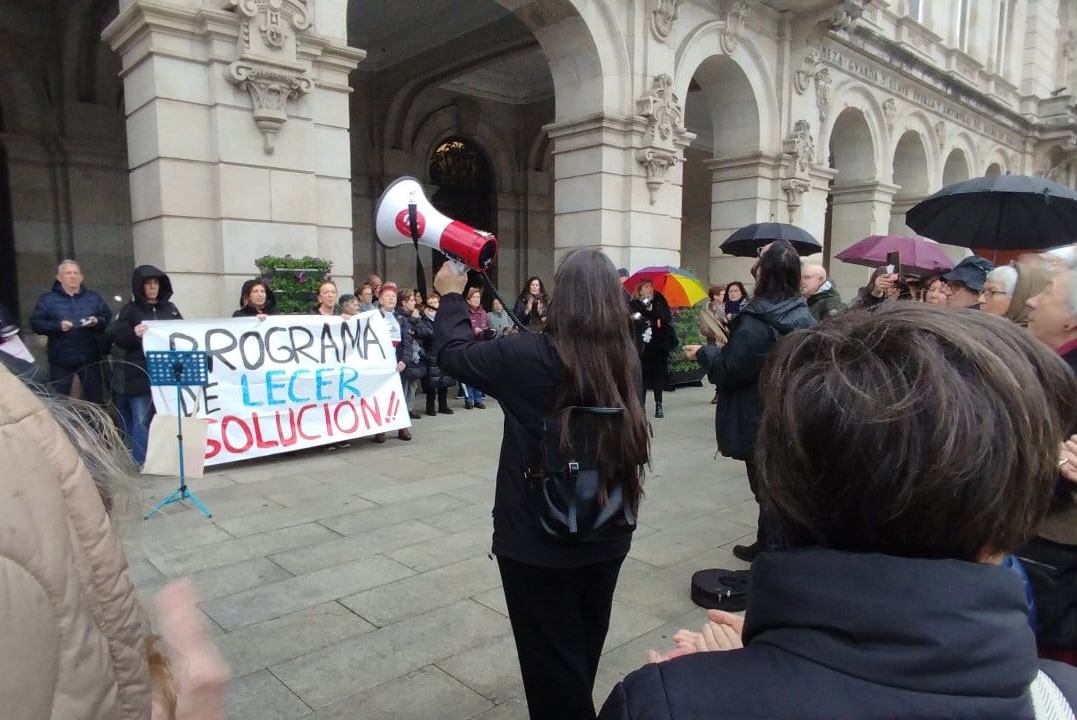 Concentracion docentes Lecer en Maria Pita 2