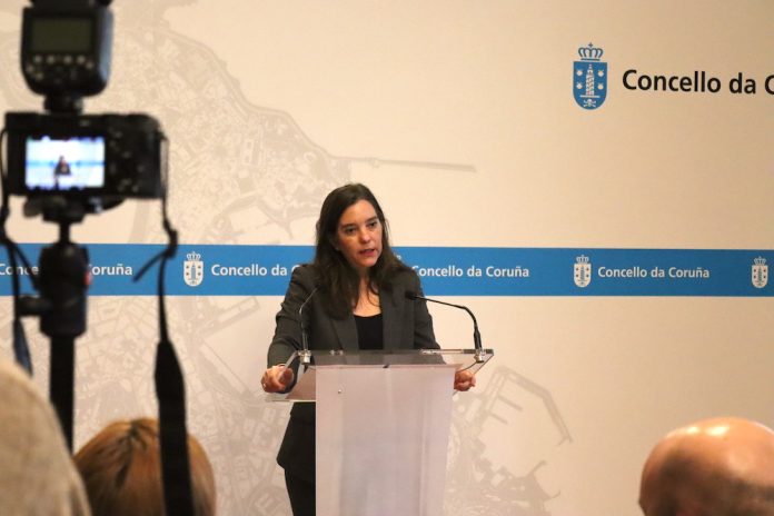 Ines Rey na rolda de prensa posterior a rolda de prensa da renuncia do Mundial