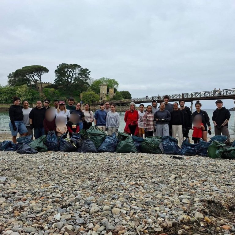 Unha limpeza global con epicentro en Santa Cruz