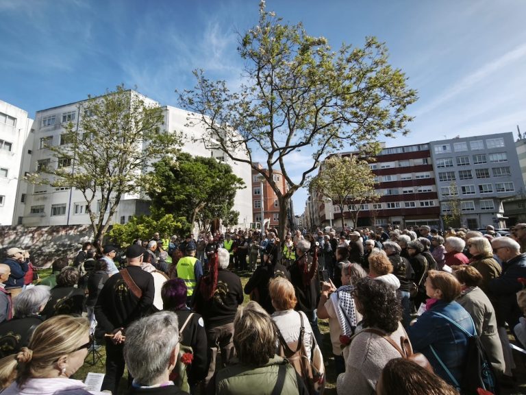 Manifestacion no Parque da Agra