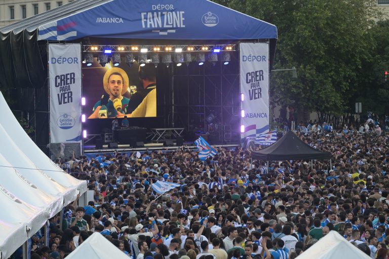 María Pita acolle esta tarde a recepción e celebración do ascenso