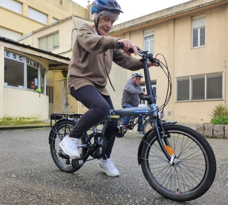Escola da Bici en Padre Rubinos-Labanou