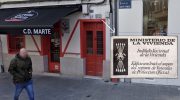 Placa franquista na rua Santo Tomas da Coruna