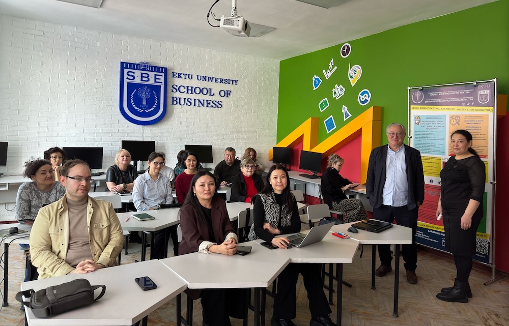 Ricardo Garcia Mira da UDC en Casaquistán e Uzbekistám 2