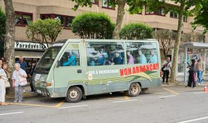 Autobus destartalado Santa Cristina Transporte Xunta