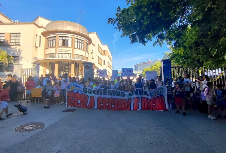 As familias da ANPA do CEIP Prácticas manteñen viva a loita por unha escola digna