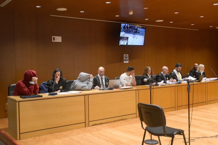 A Xustiza condena a 20 anos de cárcere aos dous acusados polos asasinato de Yoel Quispe