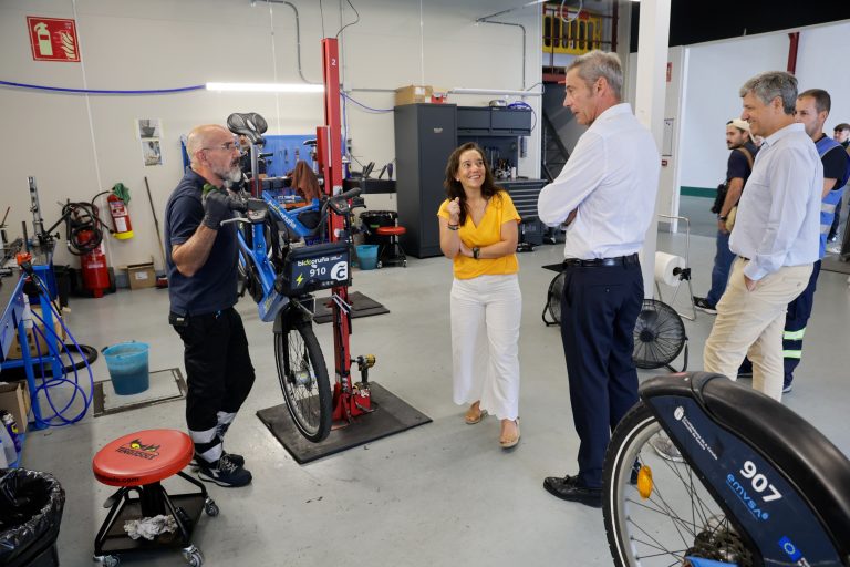 O servizo municipal BiciCoruña achégase ás 20.000 persoas usuarias por primeira vez na súa historia