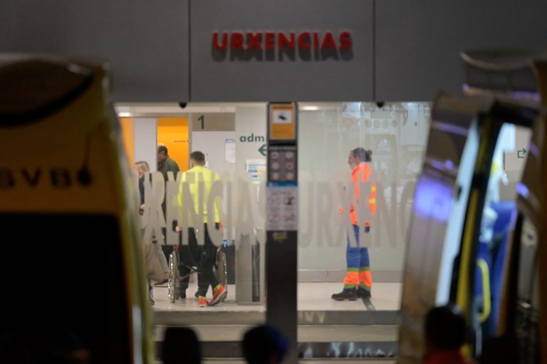 A CIG denuncia “colapso” en Urxencias do Chuac e a xerencia alega unha “demanda superior á habitual”