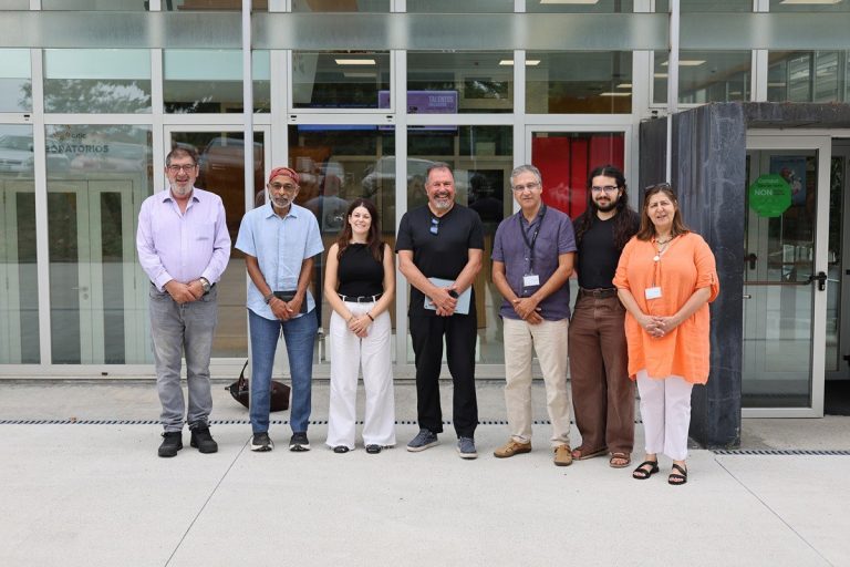 UDC, Inditex e o MIT asinan un proxecto para transformar residuos cervexeiros en materiais sustentables