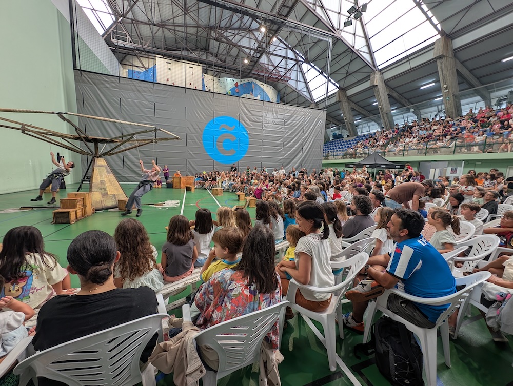 Festival Manicomicos no Fronto Coruna