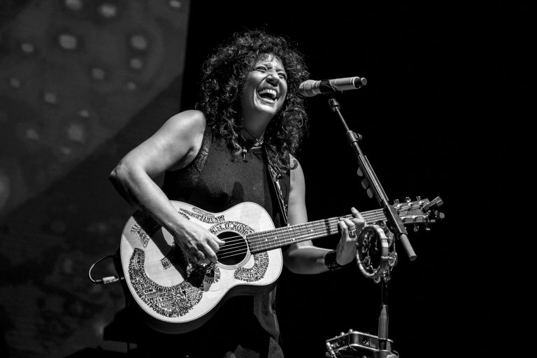 Rosana poñerá música á eclipse total cun encontro gratuíto na Coruña