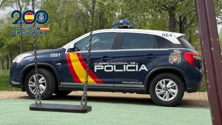 A Policía detén un home tras roubar con violencia 50 euros a unha muller de máis de 80 anos