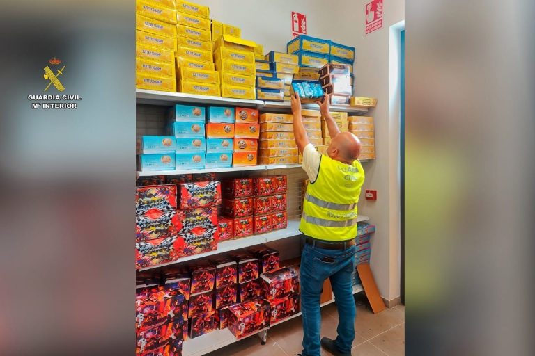 A Garda Civil intervén 83.836 xoguetes irregulares en festas patronais da Coruña