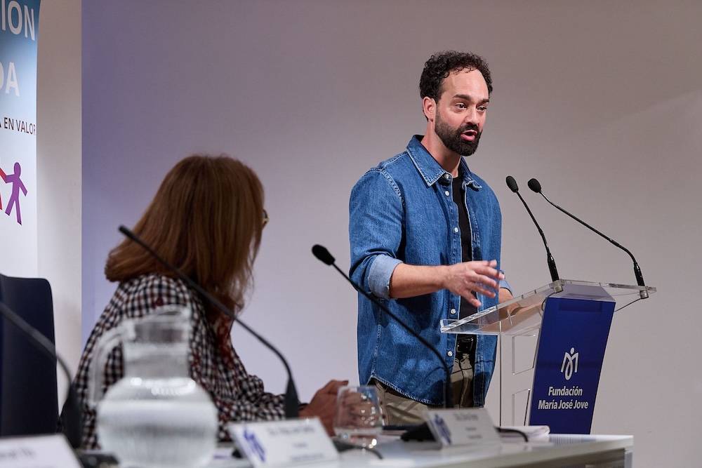 Carlos Iván Blanco Casal, profesor do CEIP Eusebio da Guarda da Coruña, gañou a XII Bolsa Fundación María José Jove – INGADA 2