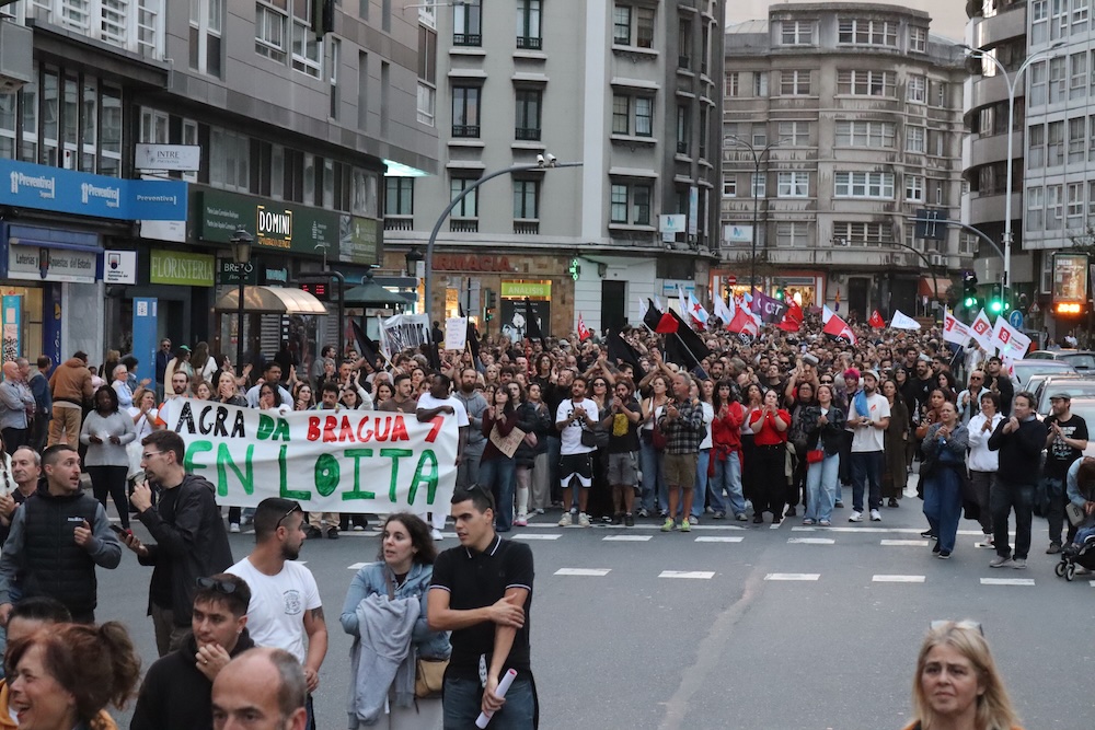 Manifestacion pola Vivenda na Coruna 5 copia